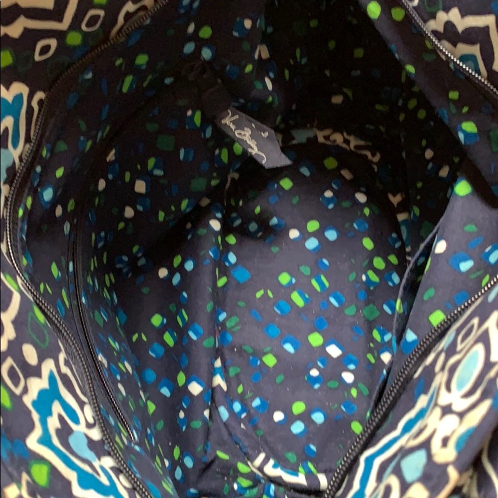 Large Vera Bradley Shoulder Bag - Picture 3 of 14